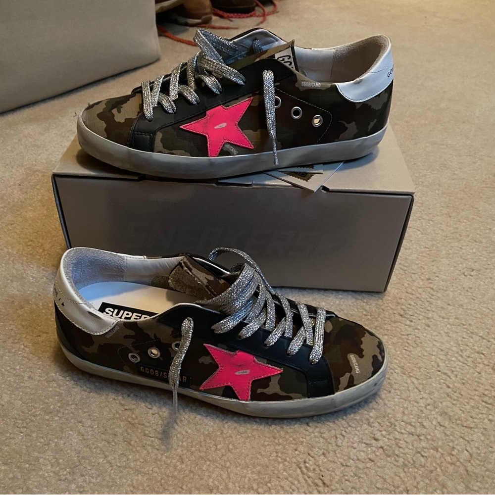 Golden Goose Super-Star Camouflage Sneakers with Pink Star - Picture 5 of 16